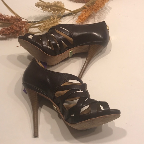 L.A.M.B brown patent leather strappy sandals heels - Picture 1 of 8
